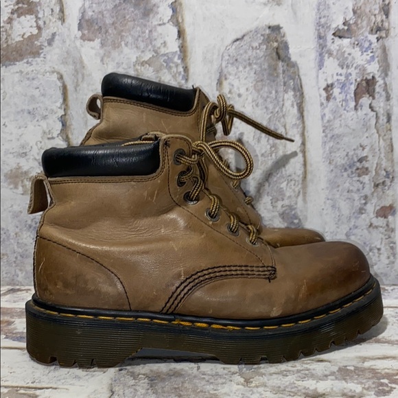 Vintage Dr Martens Ankle Boots Made in England - Picture 1 of 6